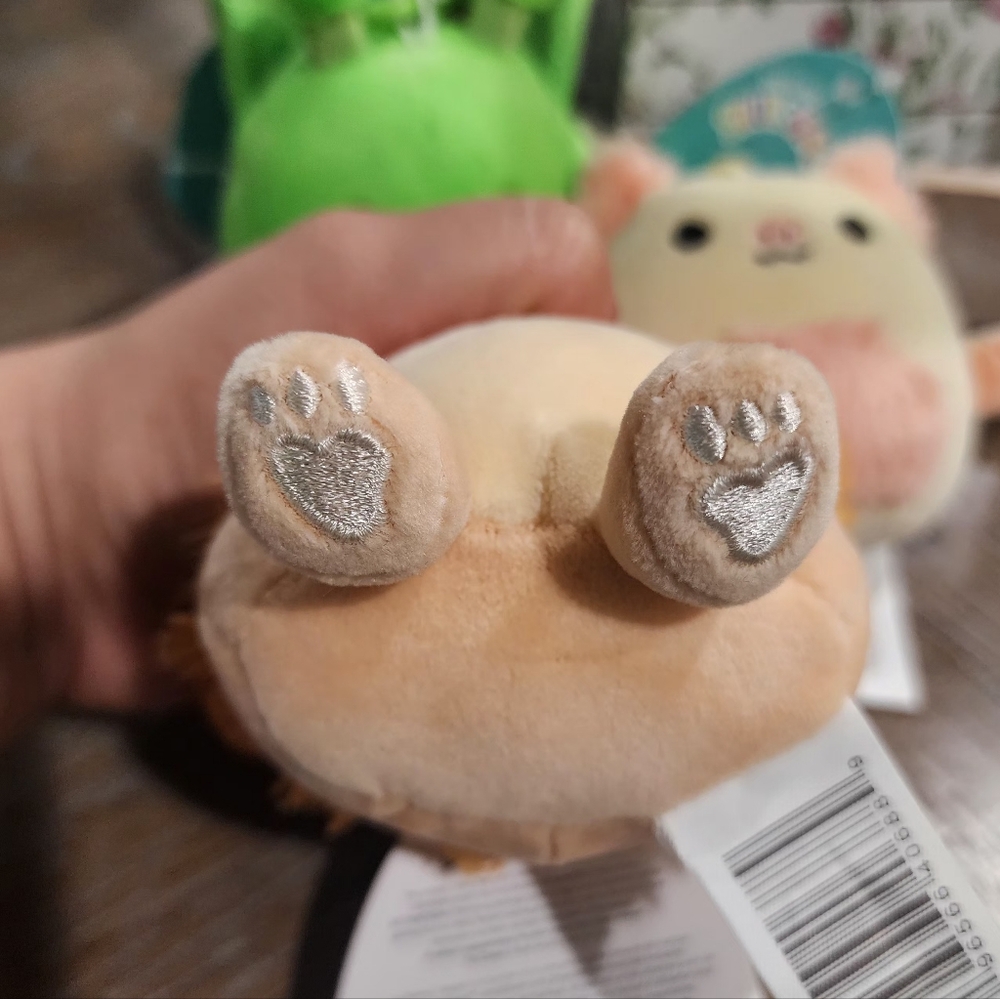 Squishmallows Clip-On Shasta, Trenton & Meghan Set of 3 - Picture 8 of 11